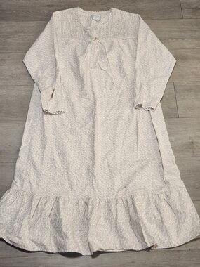 VINTAGE 90s Ashley Taylor Floral Cotton Nightgown L